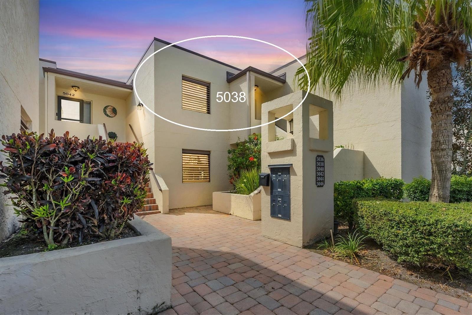 Condominium in SARASOTA, FL - Daniel Dourado