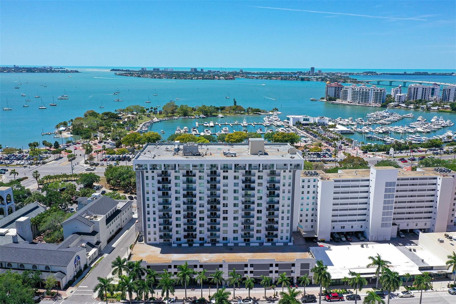 Condominium in SARASOTA, FL - Daniel Dourado