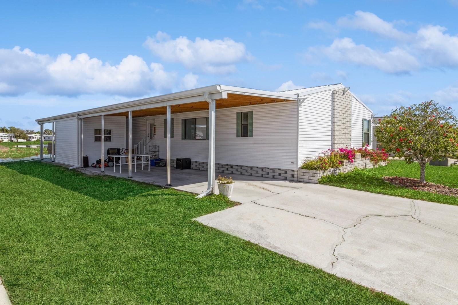 Manufactured Home - Post 1977 em NORTH PORT, FL - Daniel Dourado