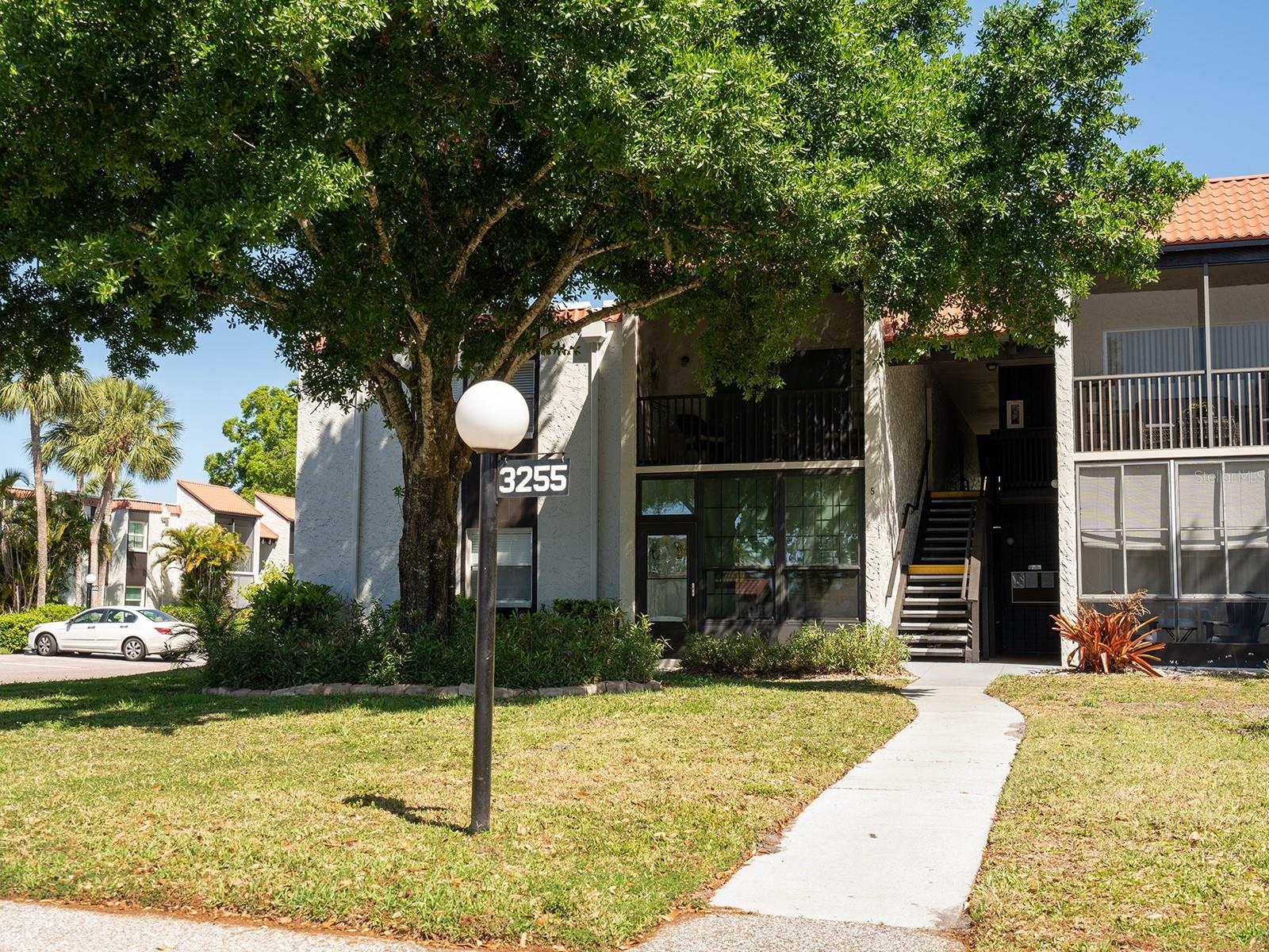 Condominium in SARASOTA, FL - Daniel Dourado